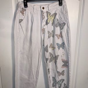 Women’s SHEIN high waisted white jeans with multicolored butterflies size M 6
